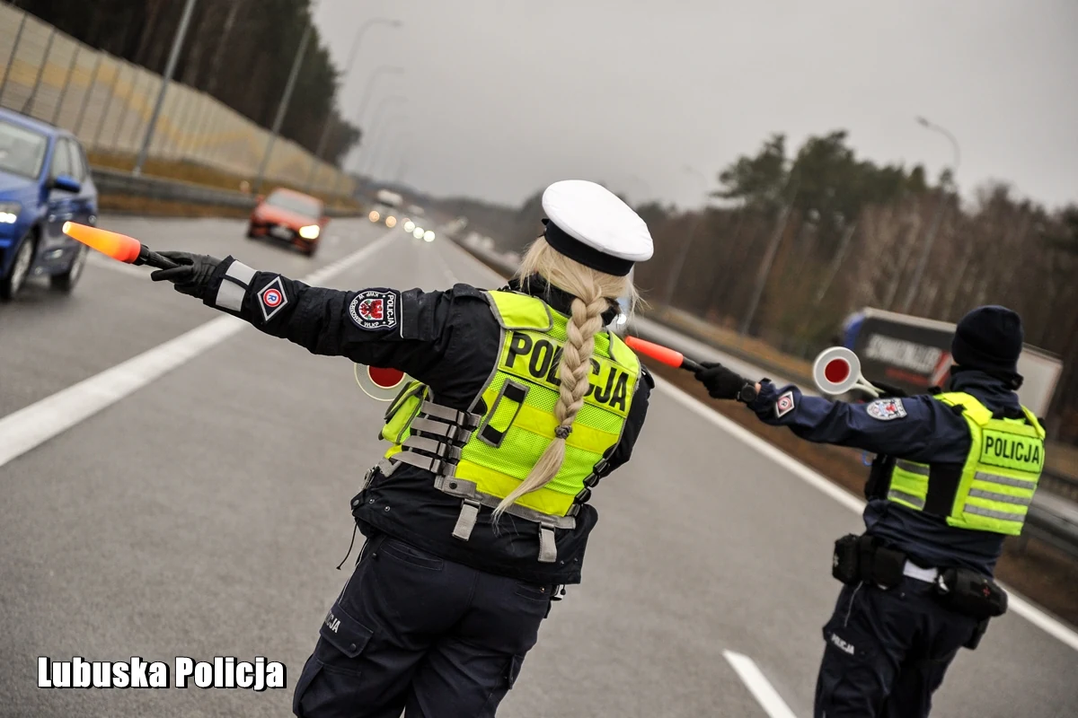 Jak media motoryzacyjne zrobiły clickbaitową sensację z rutynowej akcji policji na S3 – jedna kontrola, setki wkurzonych ludzi